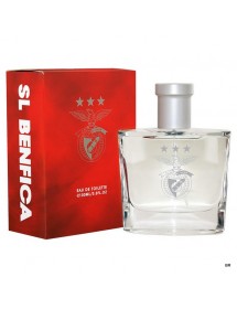 Perfume do Benfica para ela