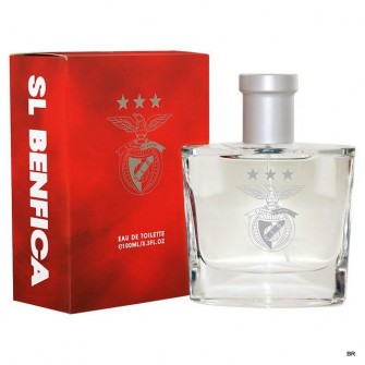 Perfume do Benfica para ela